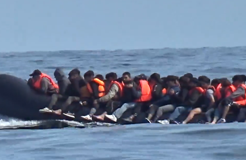 The Tide isn’t Turning: Chris Philp witnesses first hand hundreds of illegal crossings